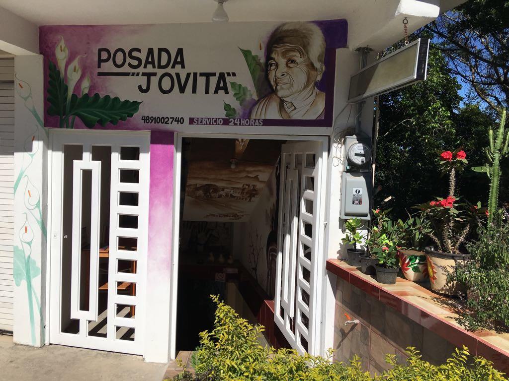 Hotel Jovita 希利特拉 外观 照片